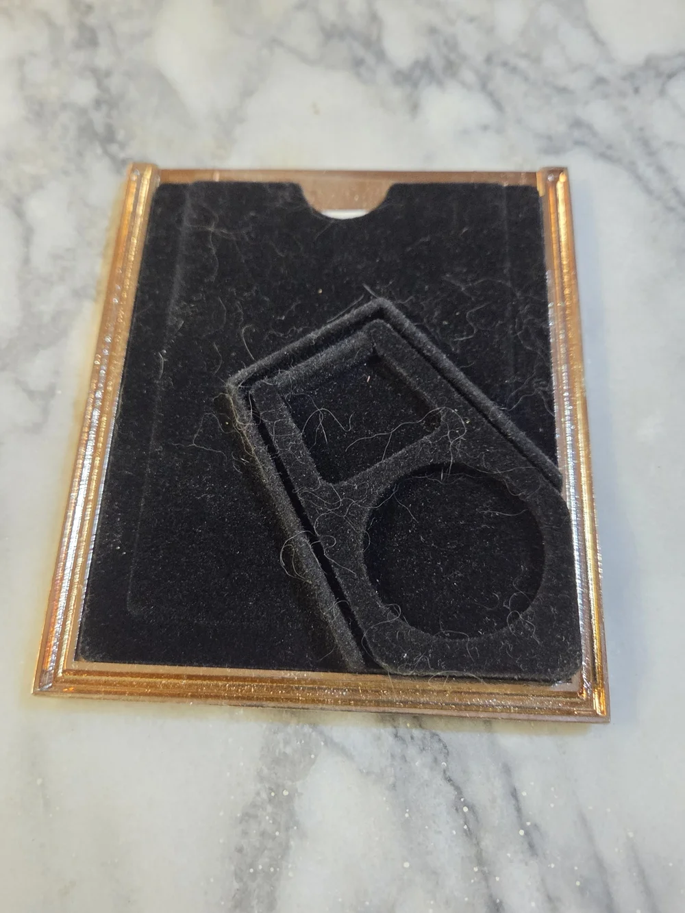 Gold-tone metallic Chicago souvenir Embellished Photo Frame - 2